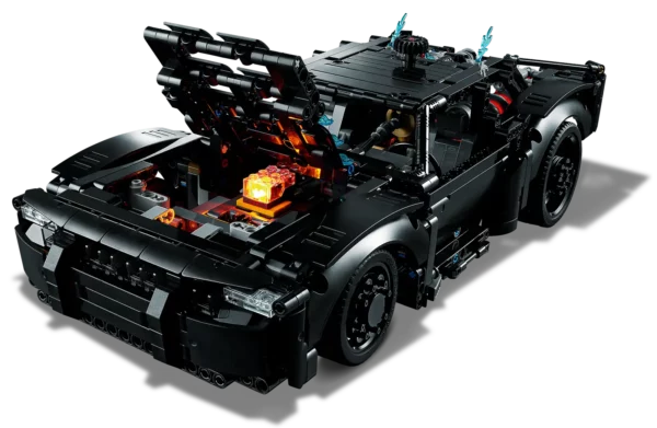 LEGO-Batmobile-di-Batman-42127-2