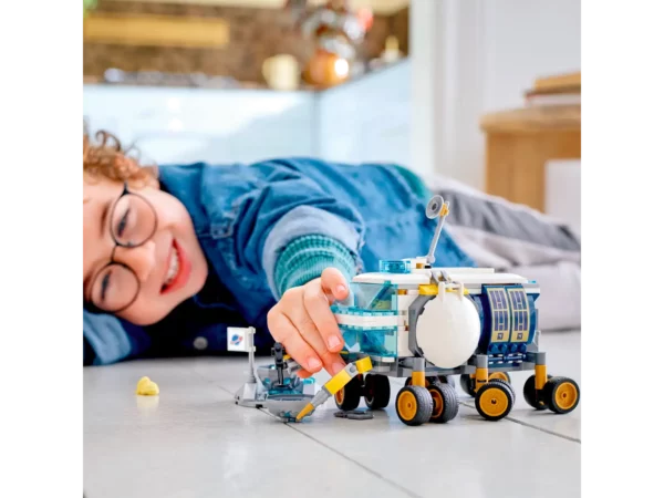 LEGO-Rover-lunare-60348-1