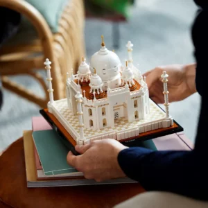 Taj Mahal LEGO-21056-Architecture-1