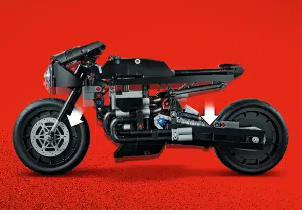 The-Batman-Batcycle-LEGO-42155-5