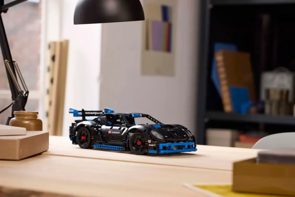 porsche-gt4-lego-42176-2